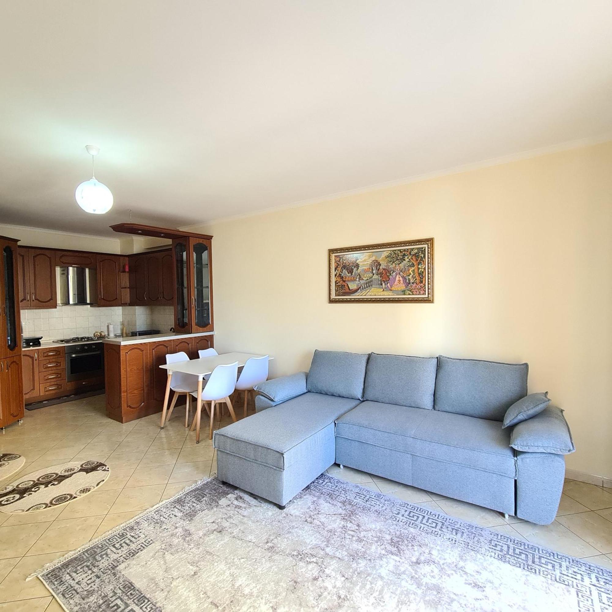 Erin Apartments Вльора Екстер'єр фото